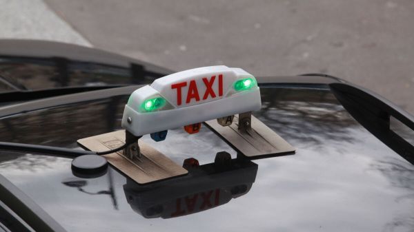 Prison ferme pour une taxi qui avait facturé 2,3 millions d'euros de transports médicaux fictifs à la Sécu dans le Var