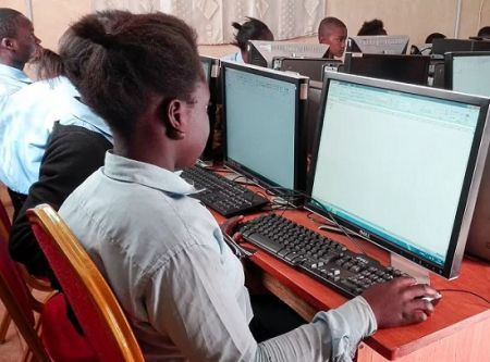 Côte d'Ivoire : à partir de la rentrée 2025-2026, le numérique entre à l'école dès le pré-primaire