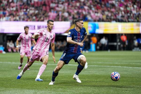 PSG Mercato : 2 clubs richissimes s'attaquent à Fabian Ruiz !