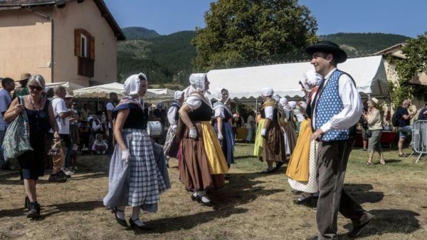 Escape game, accrobranche, tyroliennes... Barca Parc à Barrême propose diverses activités en pleine forêt