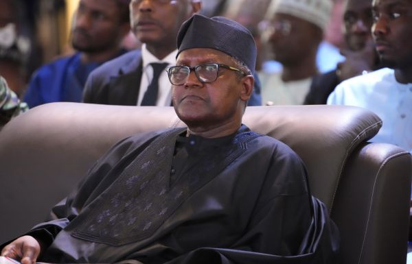 Le milliardaire nigérian Aliko Dangote promet l'autosuffisance africaine en engrais d'ici 2028