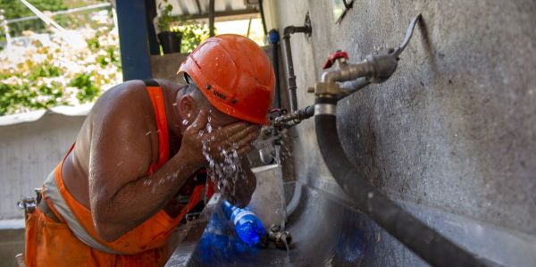 Vague de chaleur: L'app protégeant les ouvriers de la canicule de plus en plus utilisée