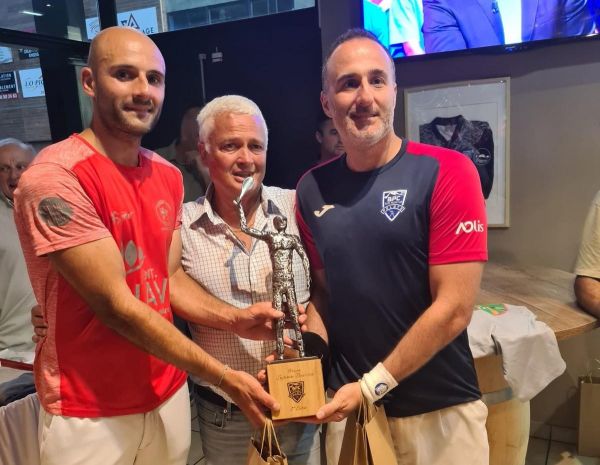 Pelote. Ils remportent le premier Trophée Sylvain Bourden de Billère
