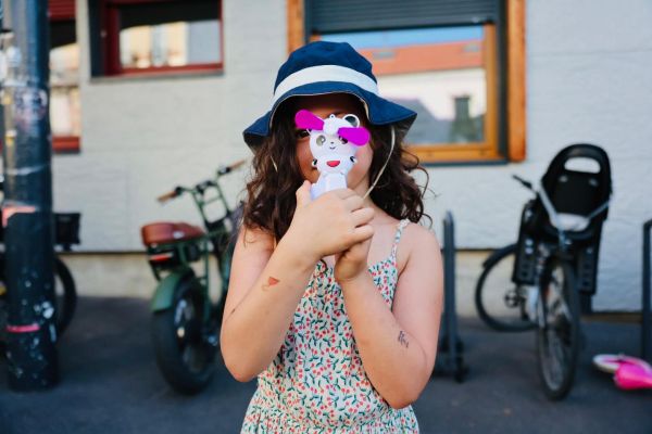 Cinq ressources pour parler de la canicule avec vos enfants