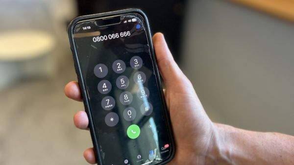 Canicule :  "Appelez la mairie", on a testé pour vous le numéro vert "Canicule info service"