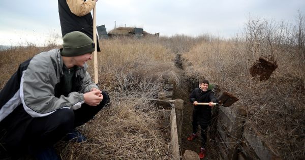 Espionnage, sabotage... Comment la Russie enrôle des adolescents ukrainiens pour gagner la guerre