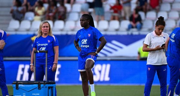 Équipe de France (F) : Mbock toujours à part, une cadre de retour avec le groupe