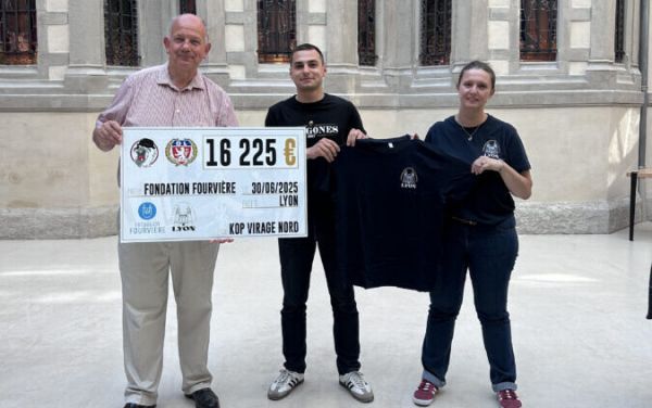 Les Bad Gones remettent un don de plus de 15 000 € pour les tours de la basilique de Fourvière