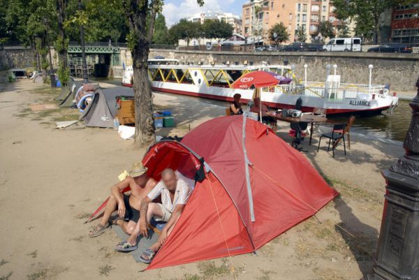 Canicule : « les personnes sans-abri n’ont que très peu d’espaces où s’abriter de la chaleur »