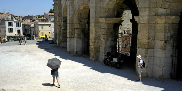 Canicule : quels sont les signes d'un coup de chaleur et comment l'éviter ?