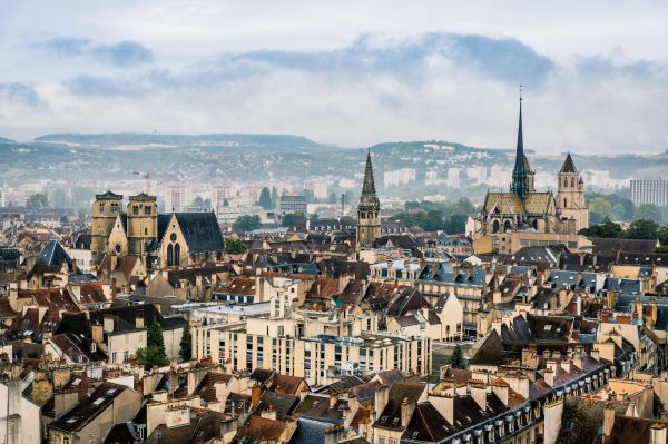 « Affaire Grosjean » : les questions que pose le scandale d'abus sexuels qui secoue le diocèse de Dijon