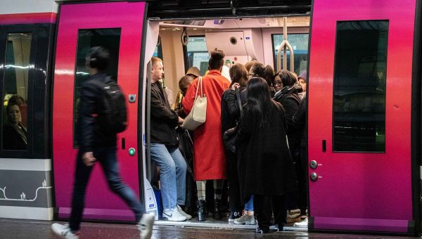 Gare Saint-Lazare : le trafic interrompu après une panne électrique