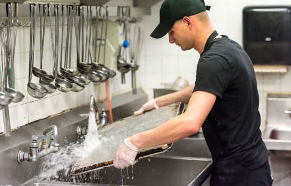 Les temps sont plus difficiles pour les étudiants qui cherchent un emploi d'été