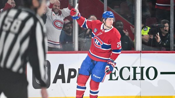 Les Flyers attirent Dvorak avec 5,4 M$