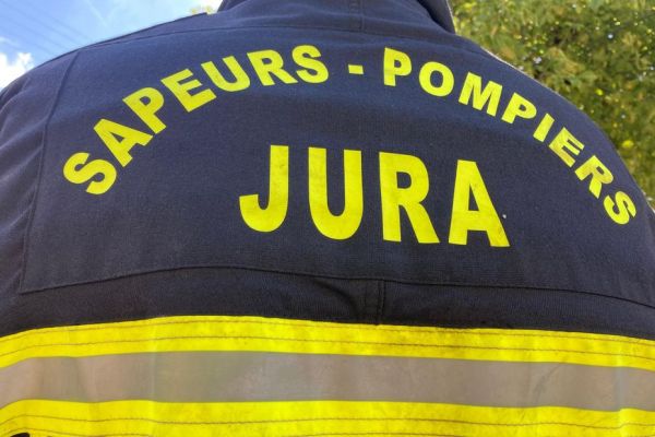 Un randonneur chute dans un ravin, 10 personnes déshydratées, la balade tourne court dans le Jura