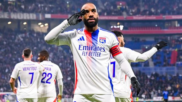 Mercato: Alexandre Lacazette rejoint officiellement l'Arabie saoudite