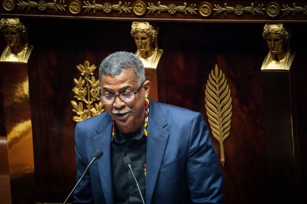 Jean-Victor Castor interroge le gouvernement sur une reprise des "discussions sur l'autonomie" de la Guyane