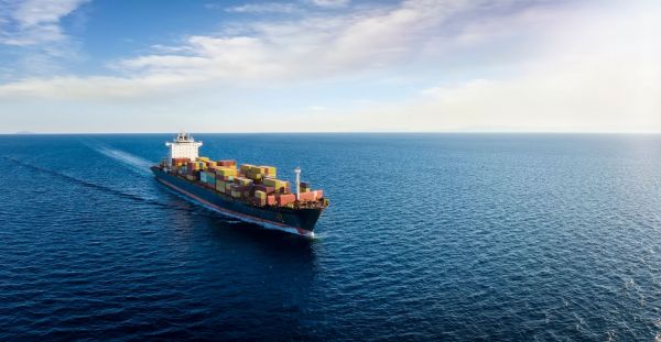 CO₂ capté à bord et transféré : vers une bourse maritime du carbone ?