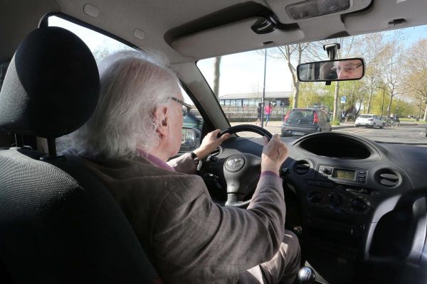 Sécurité routière : faut-il en finir avec le permis à vie ?