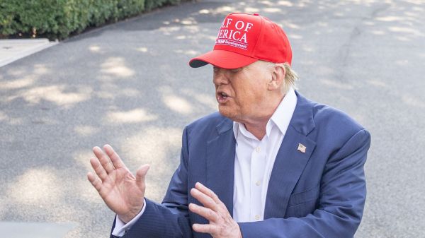 Le mégaprojet de loi budgétaire de Donald Trump adopté de justesse au Sénat américain, avant un vote à la Chambre des représentants