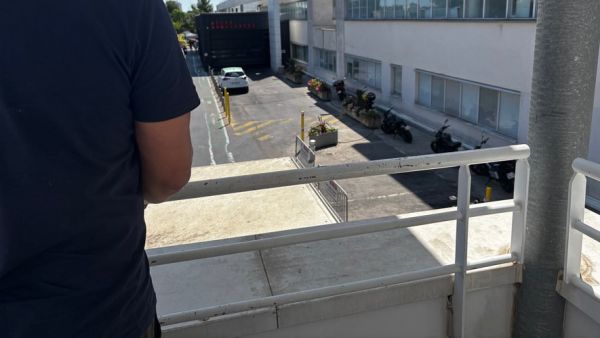Il disait "papa ne pleure pas" : le témoignage choc du père d'un ado blessé lors de la fusillade dans le quartier Valdegour à Nîmes