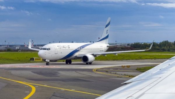 Grève de contrôleurs aériens : annulation d'un quart des vols à Paris jeudi, les aéroports du Sud très touchés