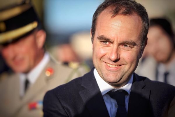 Le ministre des Armées Sébastien Lecornu attendu à Toulon ce vendredi