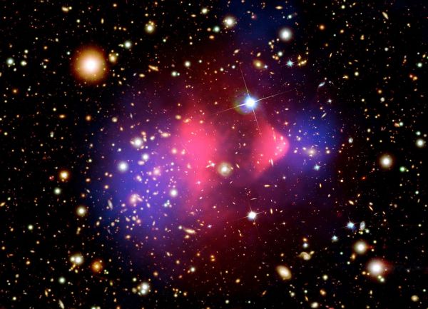 Les mystérieuses galaxies ultradiffuses contredisent-elles vraiment la cosmologie avec matière noire ?