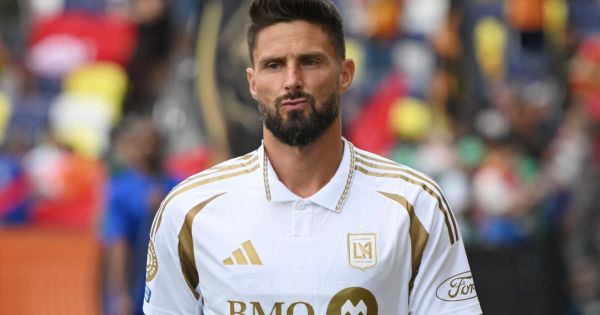 Football. Olivier Giroud fait son retour dans le championnat de France
