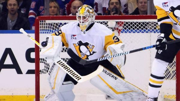 Les Penguins échangent Alex Nedeljkovic