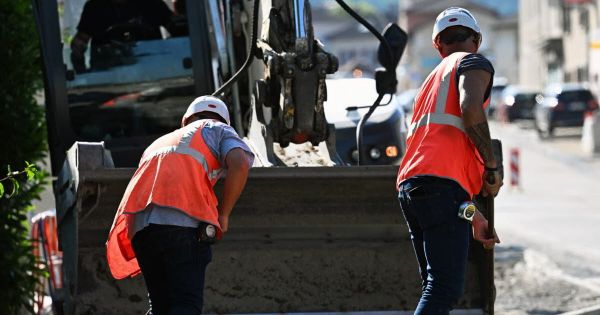 Ain. Chaleur au travail : sur les chantiers, il faut s'adapter et s'hydrater