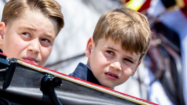 Wimbledon : lorsque le prince Louis, alors âgé d'un an, recevait un cadeau emblématique de la part d'une légende du tennis
