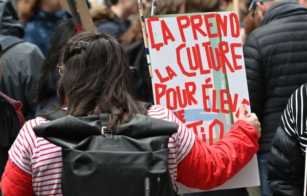 Créer au Québec, survivre ailleurs?