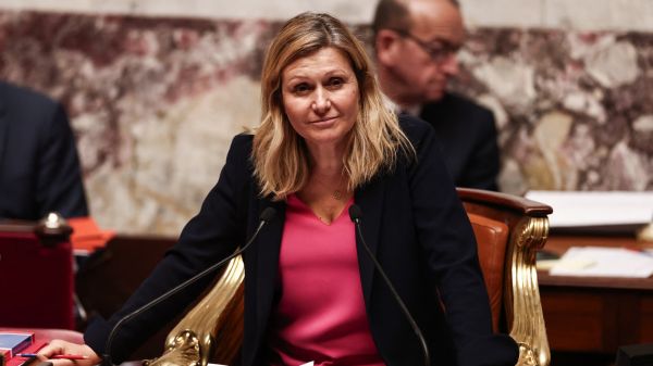 Retraités aisés mis à contribution, hausse d'impôts "pas exclue": les pistes de Yaël Braun-Pivet pour le budget 2026