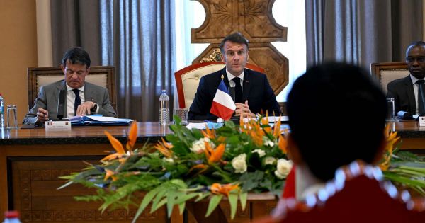 Nouvelle-Calédonie. Macron ouvre un sommet à Paris, sur fond d'incertitudes persistantes pour l'archipel