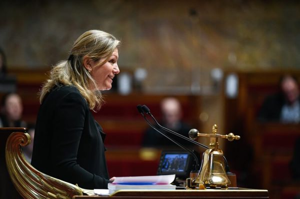 Retraités aisés : Yaël Braun-Pivet évoque une contribution fiscale accrue