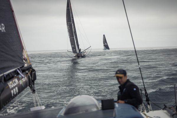 Course des Caps. Macif en tête, réduction de parcours, abandon de Fabrice Amedeo