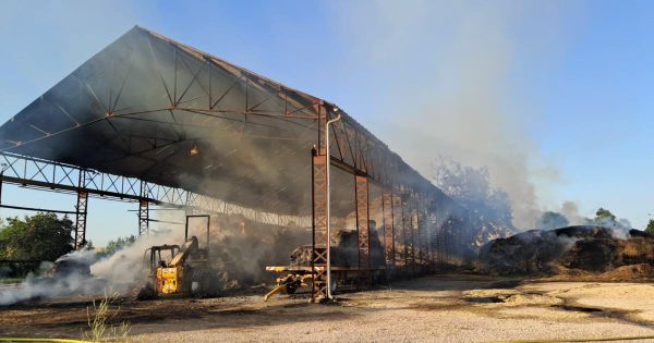 Faits divers. Feu de hangar à Montigny-sur-Aube : 750 tonnes de paille partent en fumée