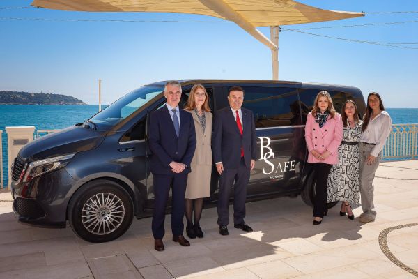 Les navettes "Be Safe", qui ramènent les fêtards chez eux, de nouveau actives jusque fin août à Monaco