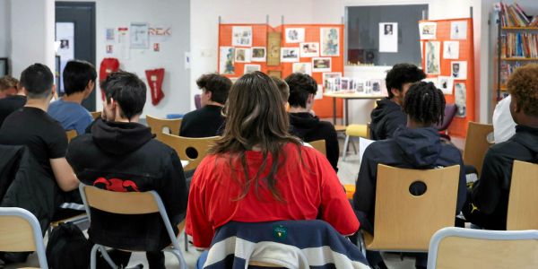 Quand le prof se fait militant dans sa salle de classe