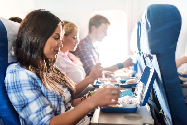 Voyager en avion avec une allergie alimentaire : ce que vous devez savoir