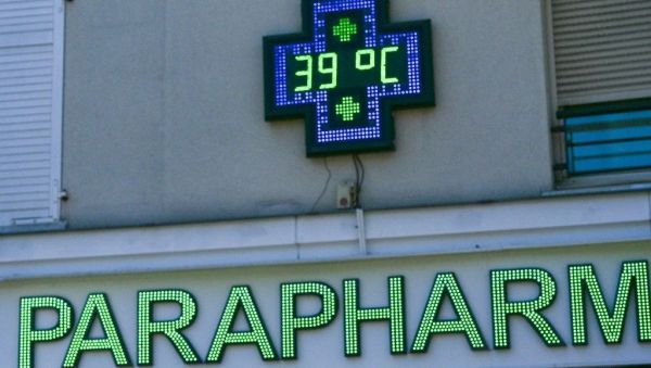 Canicule : deux morts et plus de 300 personnes prises en charge en urgence, annonce le gouvernement