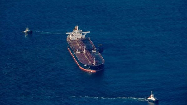La "flotte fantôme" utilisée par la Russie, l'Iran et la Corée du Nord est estimée à "900 navires", selon un amiral français
