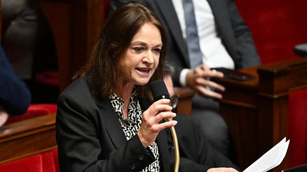 Mediapart fait de nouvelles révélations sur Caroline Parmentier, qui dénonce un « lynchage »