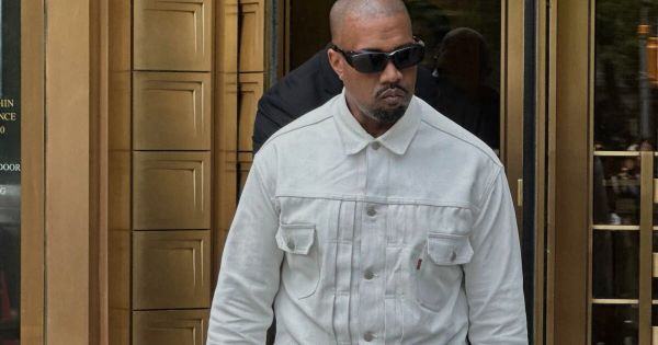 Australie. Chanson à la gloire d'Hitler : le rappeur américain Kanye West voit son visa annulé