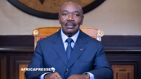 Gabon : l'ex-président Ali Bongo porte plainte à Paris contre les autorités gabonaises pour torture