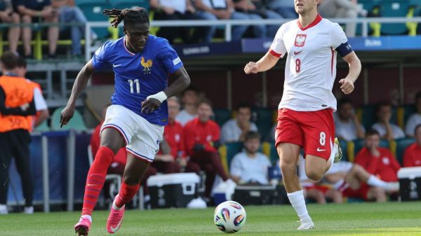 Loum Tchaouna signe à Burnley