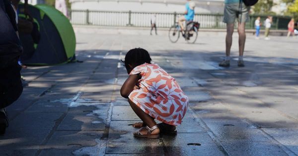 Plus de 7 000 appels de sans-abri, dont 2 000 enfants, sont restés sans réponse en mai faute de places d'hébergement