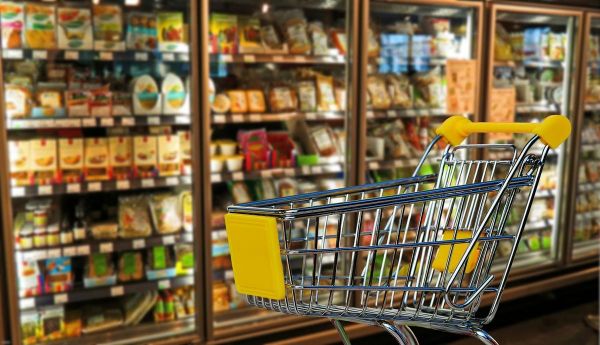 Grande distribution : neuf enseignes s'engagent à évaluer l'empreinte carbone de leurs fournisseurs