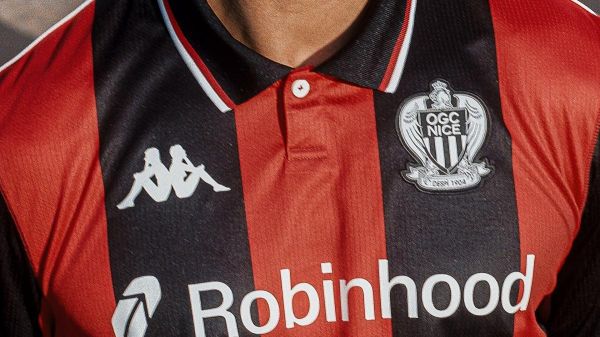 Le nouveau maillot domicile de l'OGC Nice